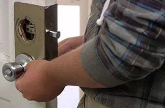 Universal Locksmith Store Brooklyn, NY 718-489-9814 - 12-locks-replace