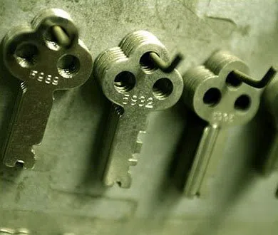 Universal Locksmith Store Brooklyn, NY 718-489-9814 Universal Locksmith Store Brooklyn, NY 718-489-9814 - 3-Locksmith-key-service