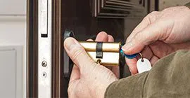Universal Locksmith Store Brooklyn, NY 718-489-9814
